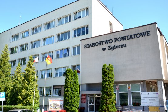 Budynek Starostwa Powiatowego w Zgierzu przy ul. Sadowa 6a